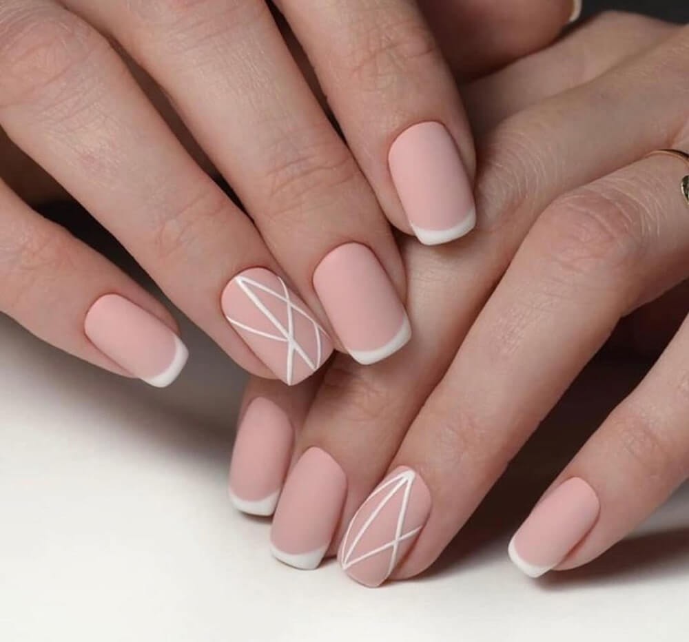 Các mẫu nail đơn giản dễ thương hot trend và ấn tượng nhất 2022