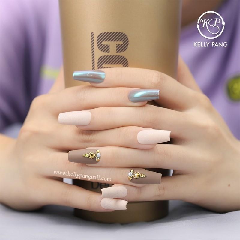 Mẫu Nail Đẹp Đơn Giản Sang Trọng