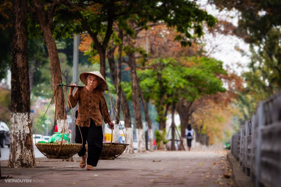 Hình ảnh người mẹ siêng năng