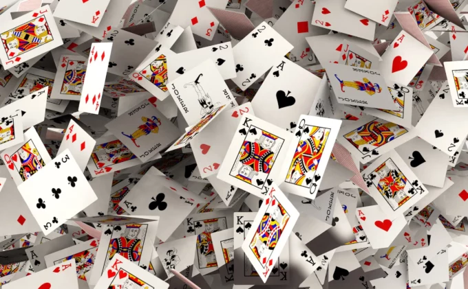 Tarot là gì? Làm thế nào để đọc được lá bài 52 và 32? - Watch Hospital - Trung tâm đào tạo và sửa chữa đồng hồ uy tín