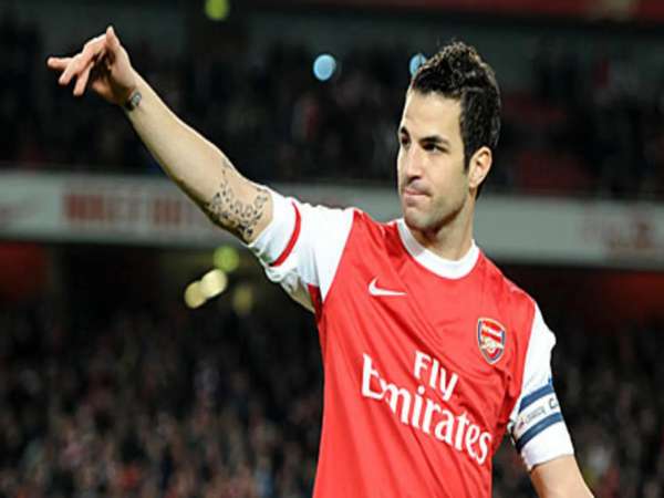 5 tiền vệ huyền thoại xuất sắc nhất mọi thời đại của Arsenal