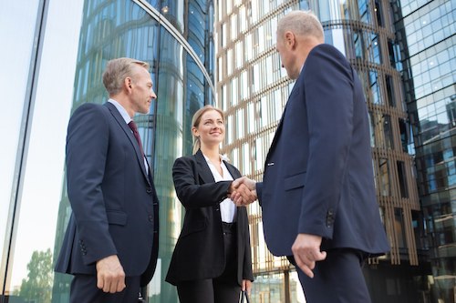 Cách tìm kiếm đối tác nước ngoài: mẹo hiệu quả