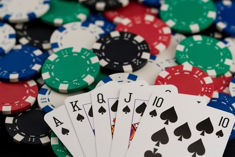 Dragon Flush trong Poker là gì?