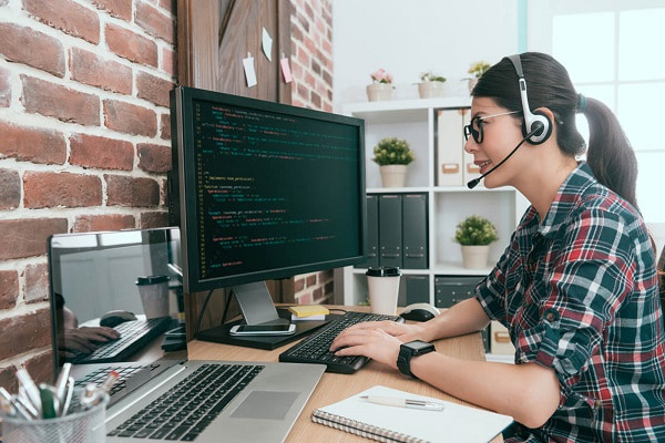 Con Gái Nên Học Nghề Gì Ổn Định? Lập Nghiệp Cho Nữ?