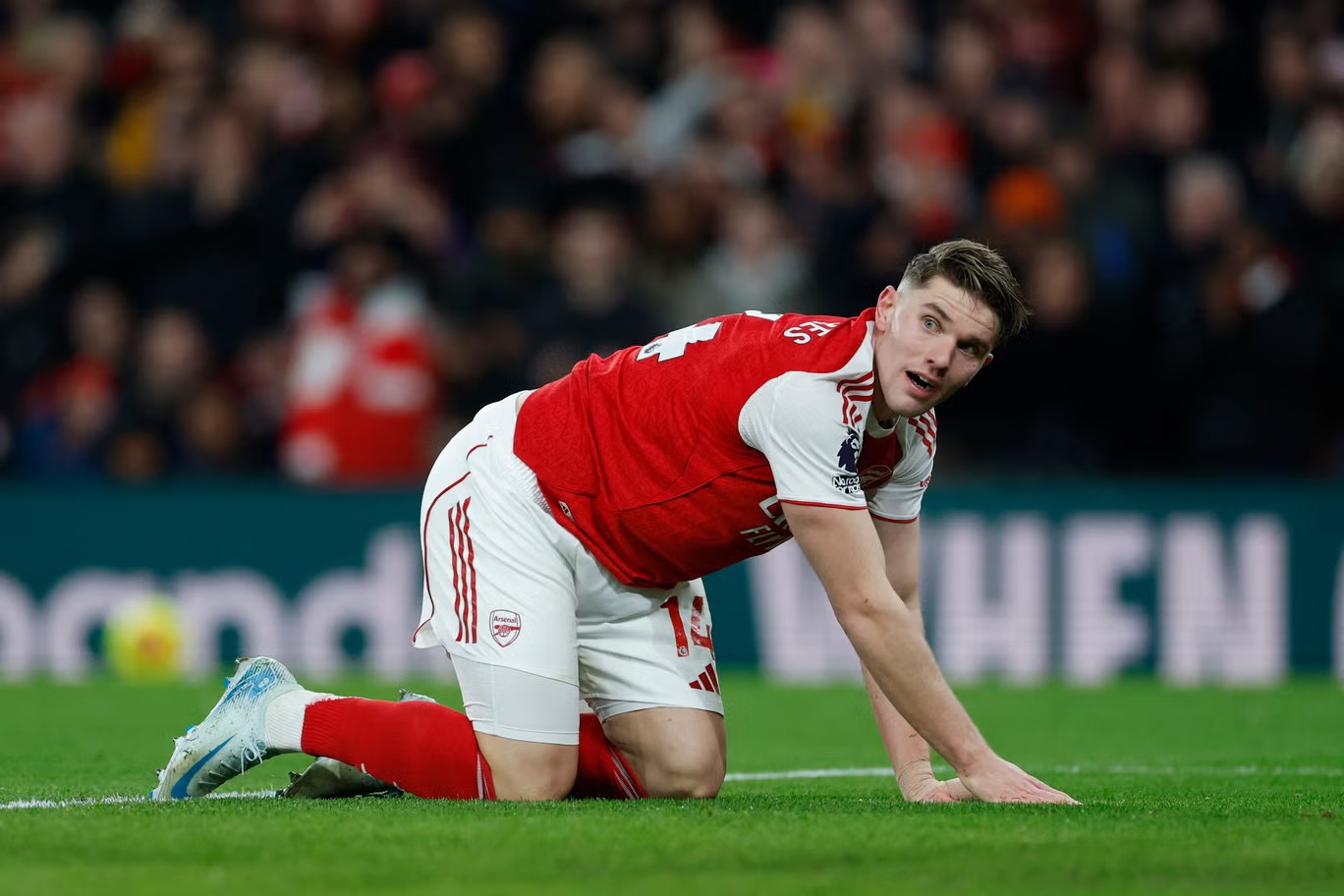 Gyokeres hóa "điểm đen duy nhất" của Arsenal: Arteta nên mạnh tay thay bằng Jesus